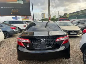 Toyota Camry SE 4dr Sedan (2.5L 4cyl 6A) 2013 Black