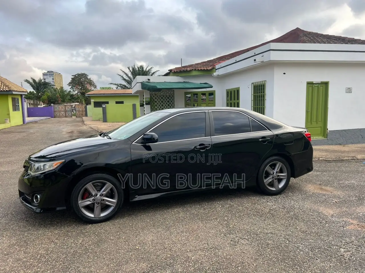 Toyota Camry SE 4dr Sedan (2.5L 4cyl 6A) 2013 Black