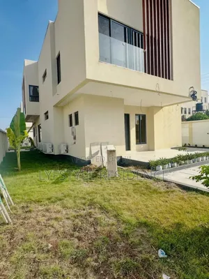 4bdrm House in Adjiringanor East, Boundary Road Area for sale