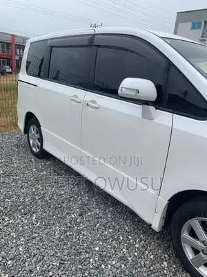 Toyota Voxy 2012 White