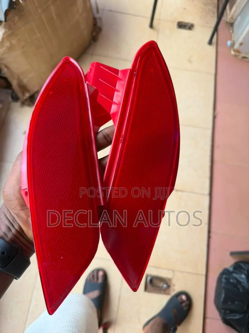 HRV 2018 Back Bumper Reflector