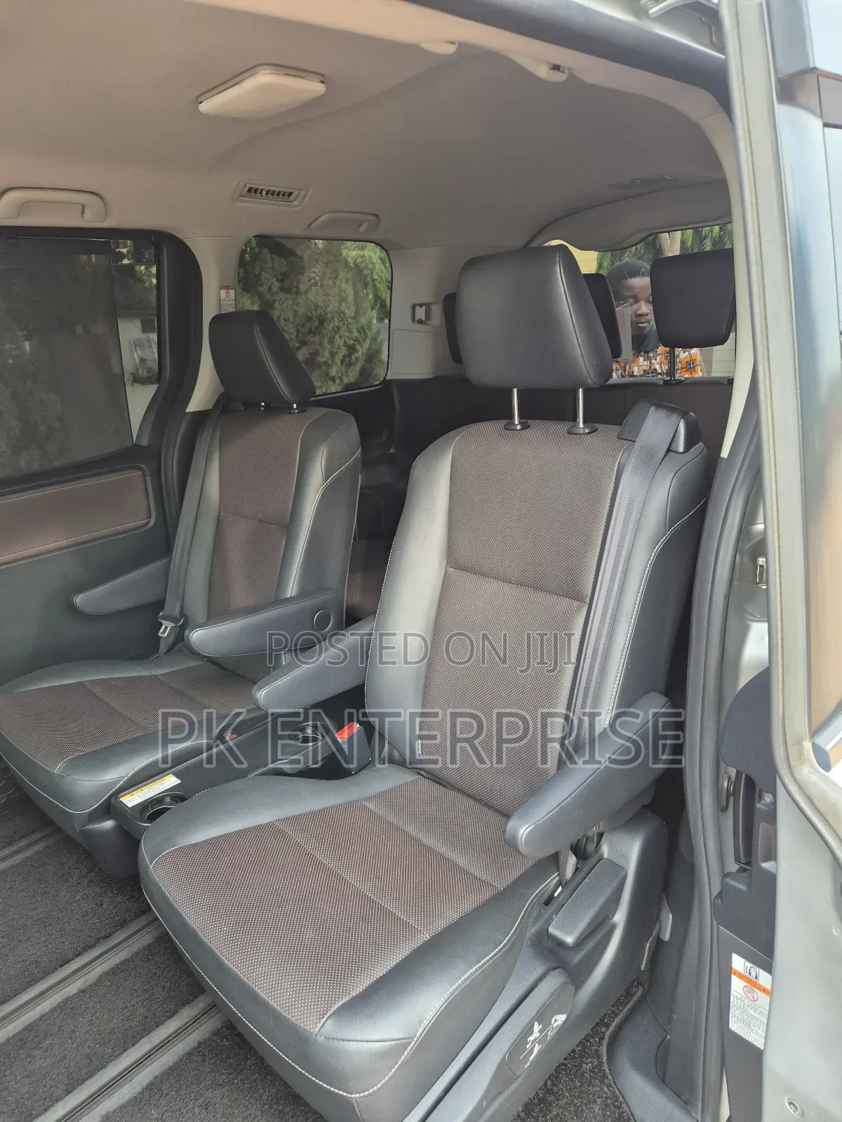 Toyota Esquire 2015 Silver