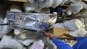 Hilux Revo 2015 Headlight