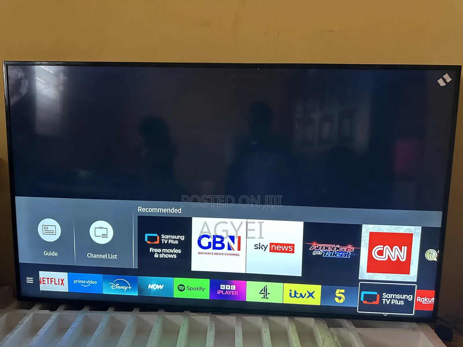 Samsung 55 Inches Smart Crystal Uhd