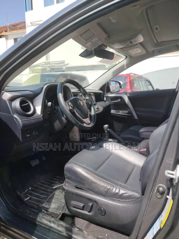 Toyota RAV4 2016 Gray