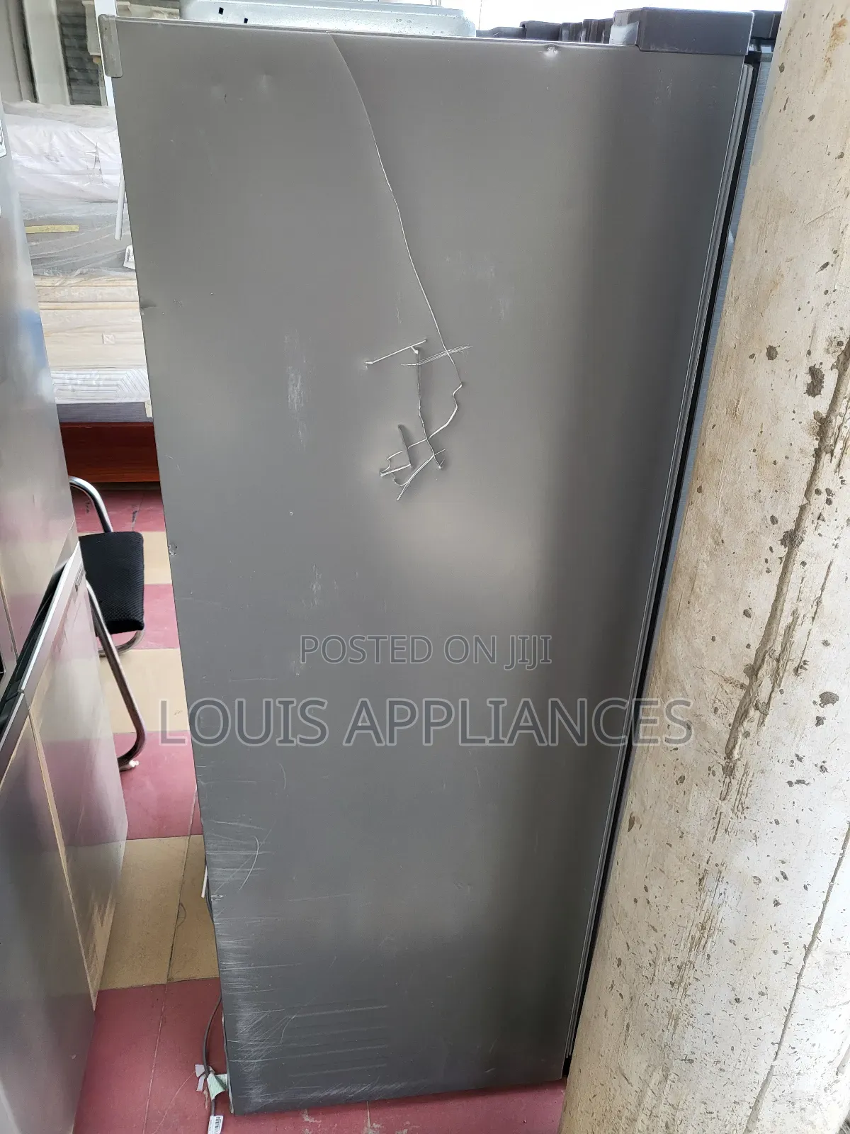Neat Powerful Lg 500l Side-by-Side Refrigerator – Large Capacity.