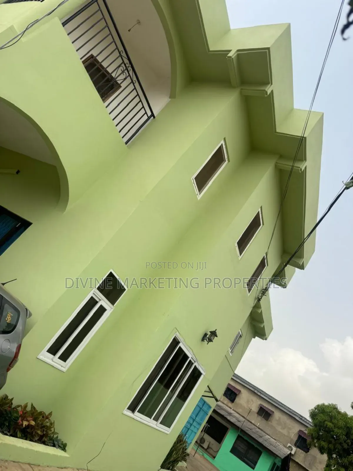 11bdrm House in Dansoman, Beacham for sale