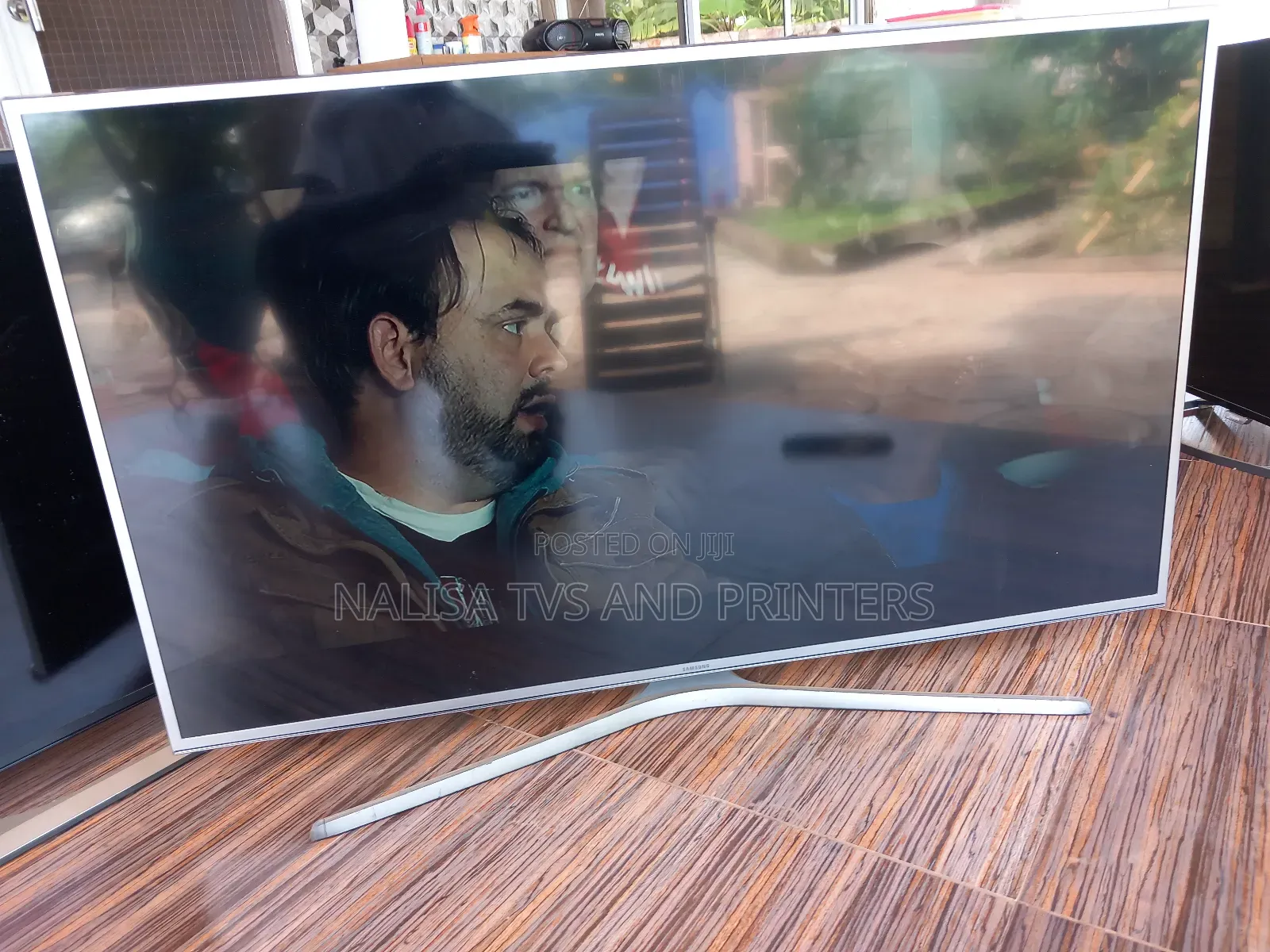 Samsung 50 Inches Smart 