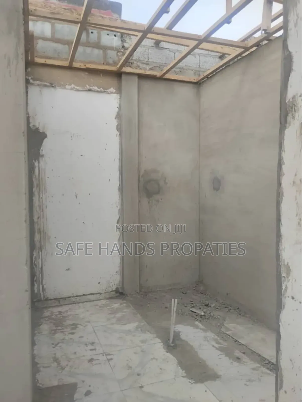 4bdrm House in Accra Metropolitan for sale