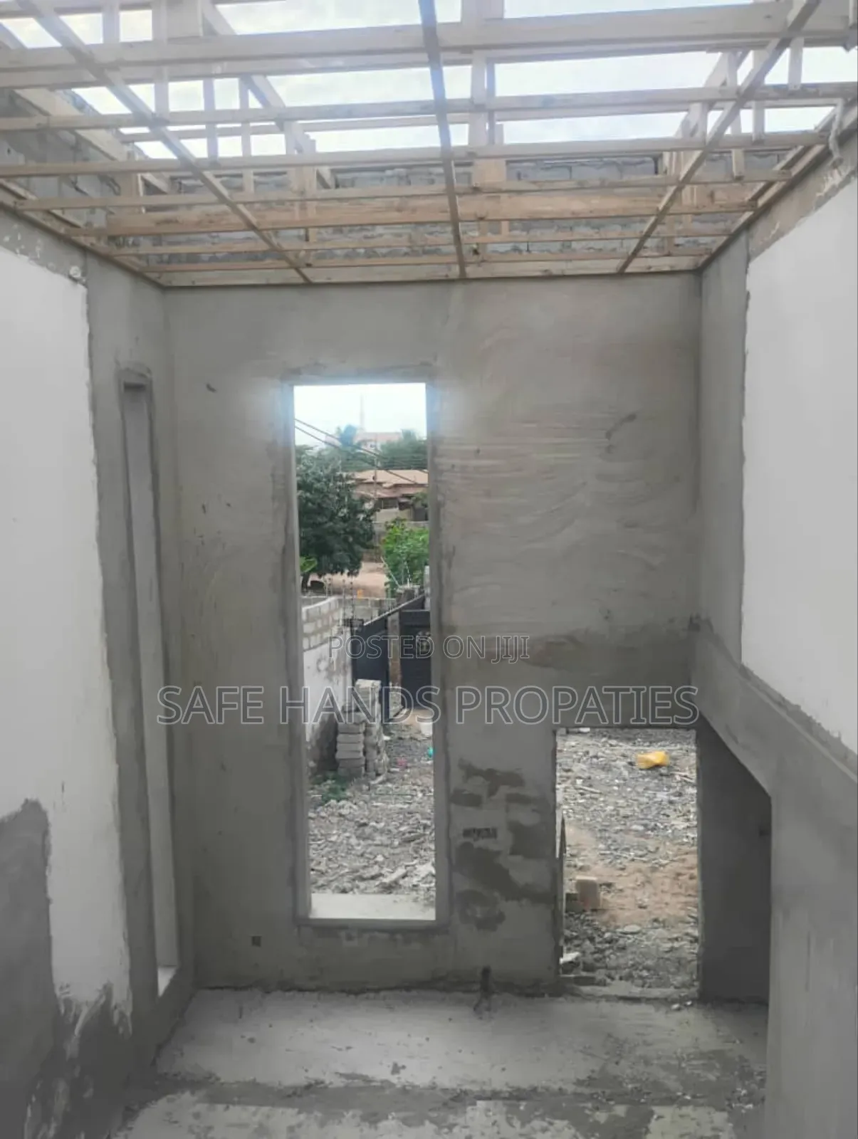 4bdrm House in Accra Metropolitan for sale