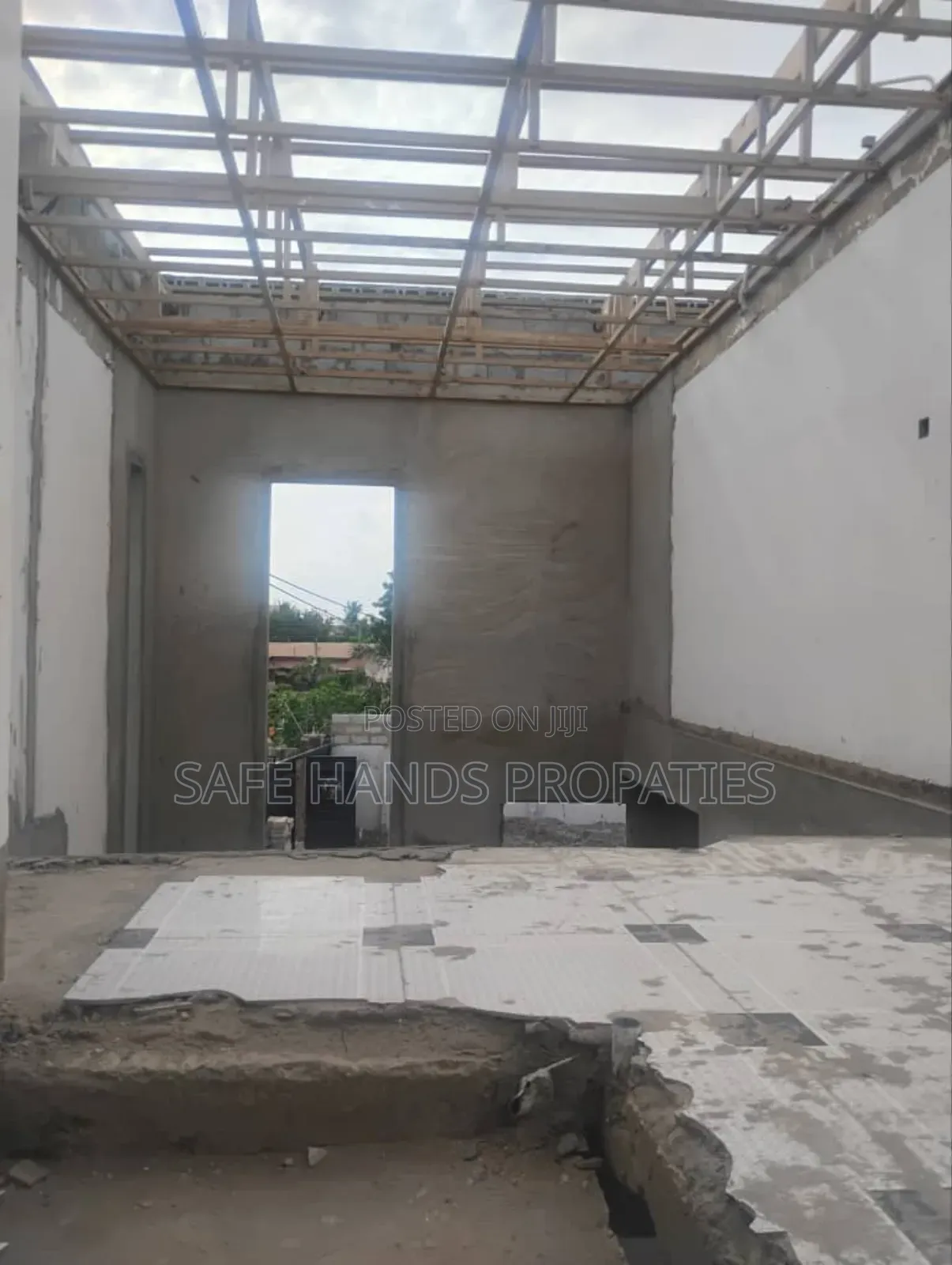 4bdrm House in Accra Metropolitan for sale