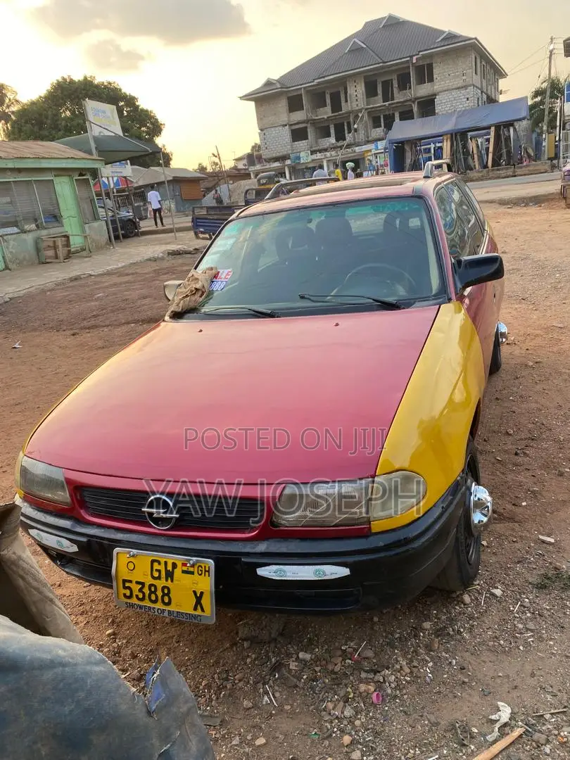 Opel Astra 1997 Red
