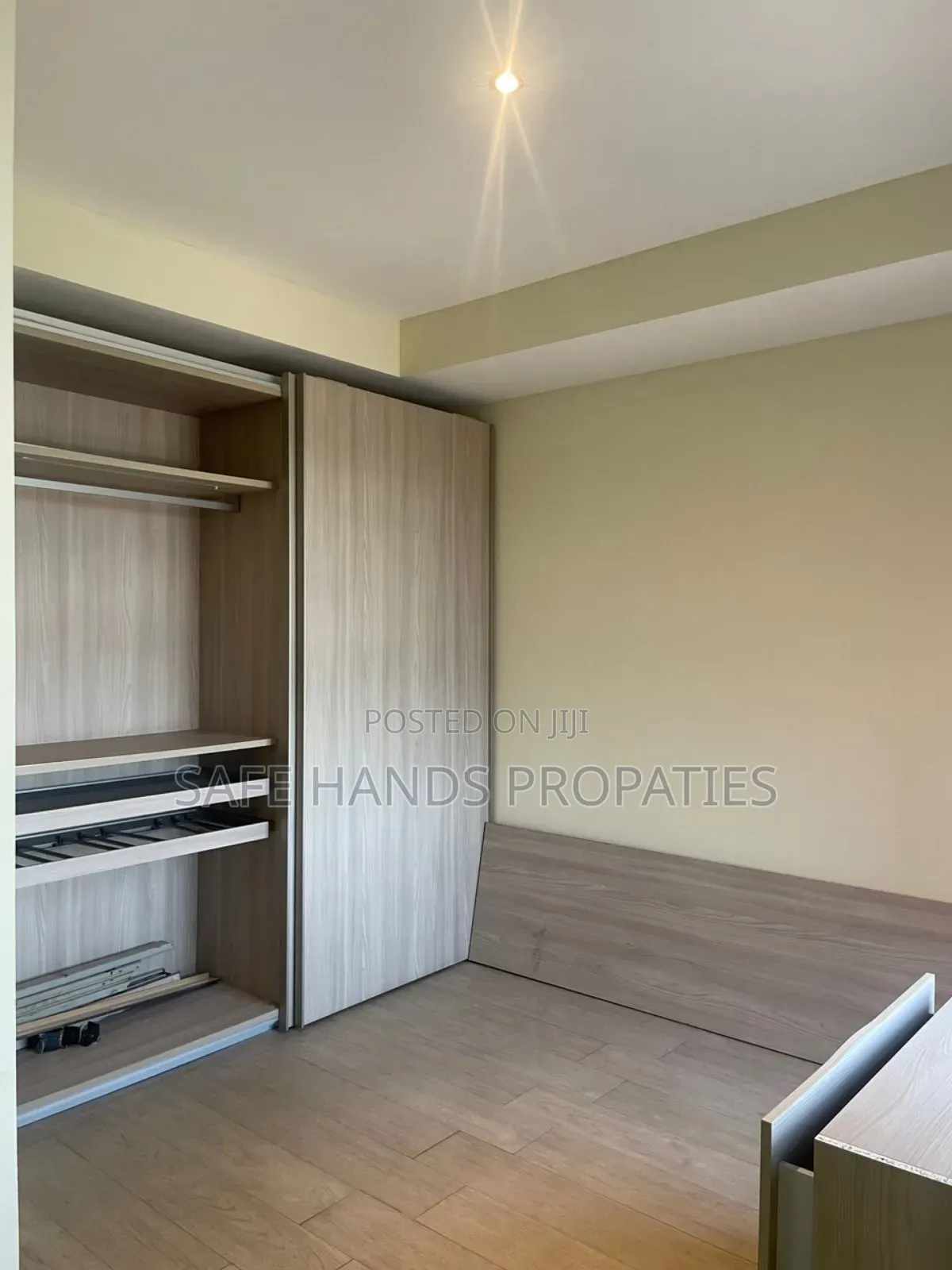 5bdrm Duplex in Accra Metropolitan for rent