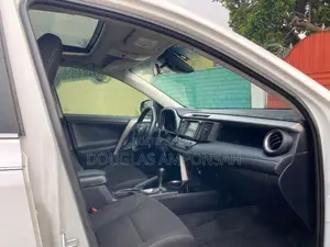 Toyota RAV4 2018 White