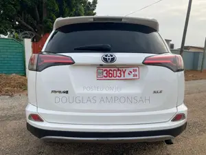 Toyota RAV4 2018 White