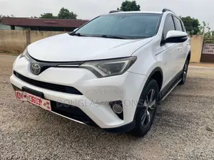 Toyota RAV4 2018 White