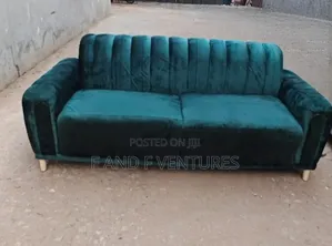 Emerald Velvet 2‐Seater Sofa