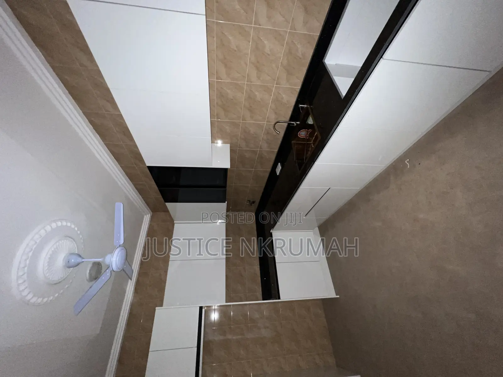 1bdrm Apartment in Mr Justice Estate, Top Base for rent