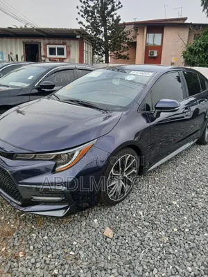 Toyota Corolla SE 2020 Blue