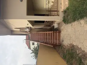 6bdrm House in Hfc, Spintex for sale