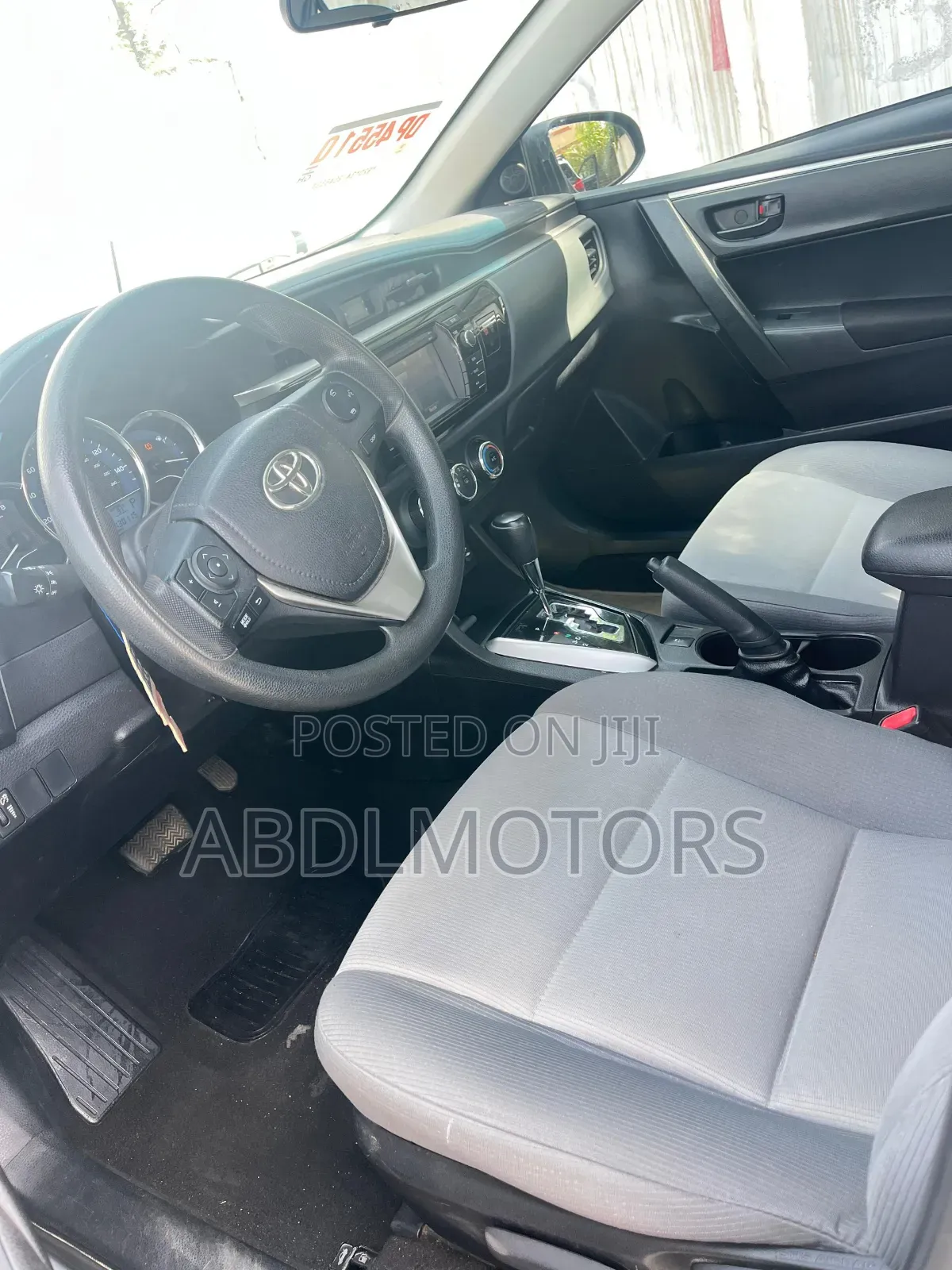 Toyota Corolla LE Eco 4dr Sedan (1.8L 4cyl CVT) 2016 Silver