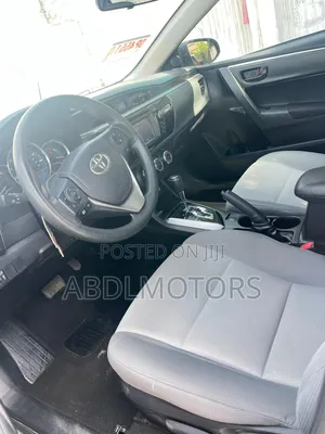 Toyota Corolla LE Eco 4dr Sedan (1.8L 4cyl CVT) 2016 Silver