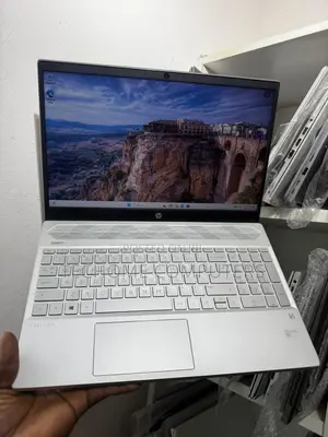 Laptop HP Pavilion 15 8GB Intel Core i5 SSD 512GB