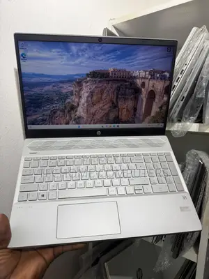 Laptop HP Pavilion 15 8GB Intel Core i5 SSD 512GB