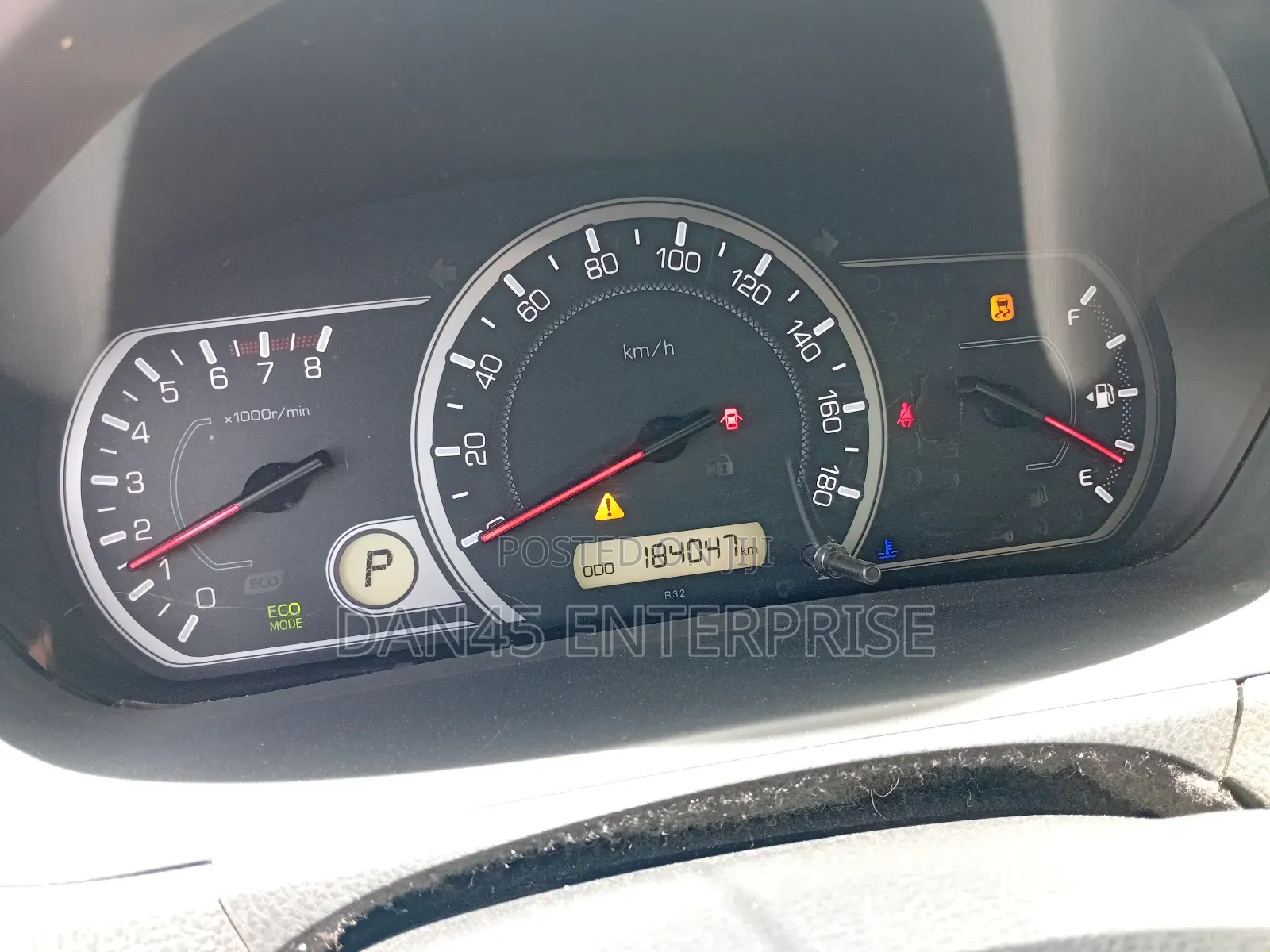 Toyota Voxy 2015 White