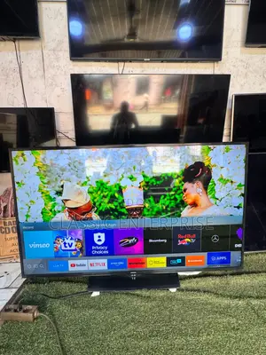 Samsung 55 Inches Uhd Satellite Graphics Over 450 Free Channels