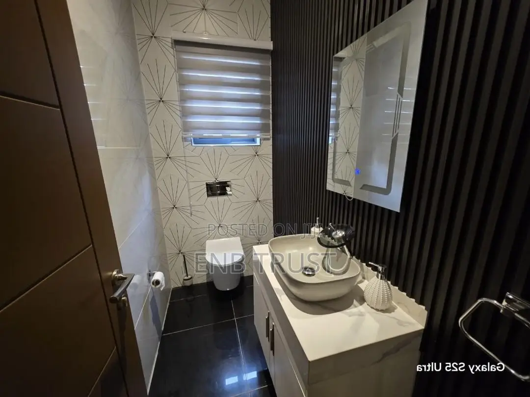 Furnished 5bdrm Townhouse / Terrace in Airport West for rent