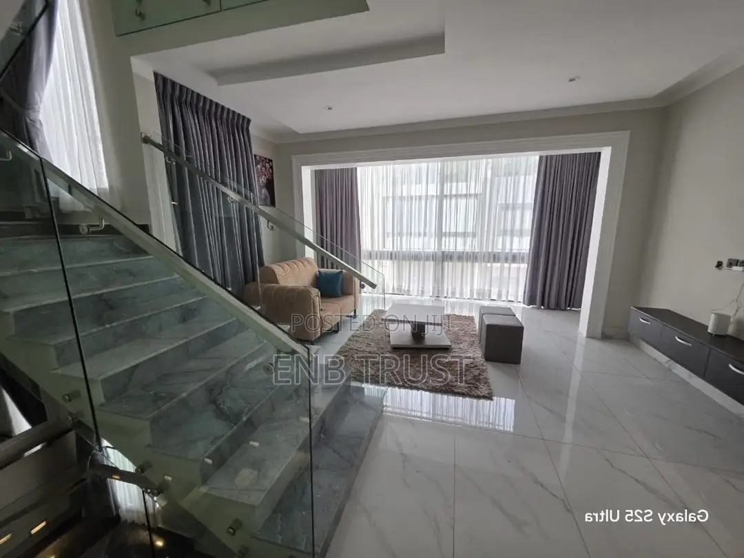 Furnished 5bdrm Townhouse / Terrace in Airport West for rent