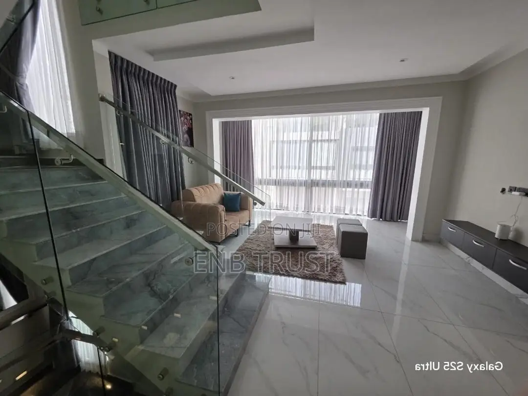 Furnished 5bdrm Townhouse / Terrace in Airport West for rent