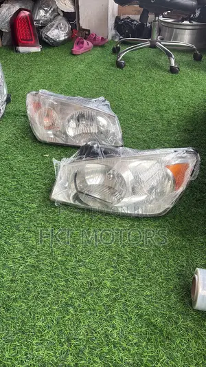 Kia Spectra 5 Headlight 2002,2003,2004,2005,2006,2007