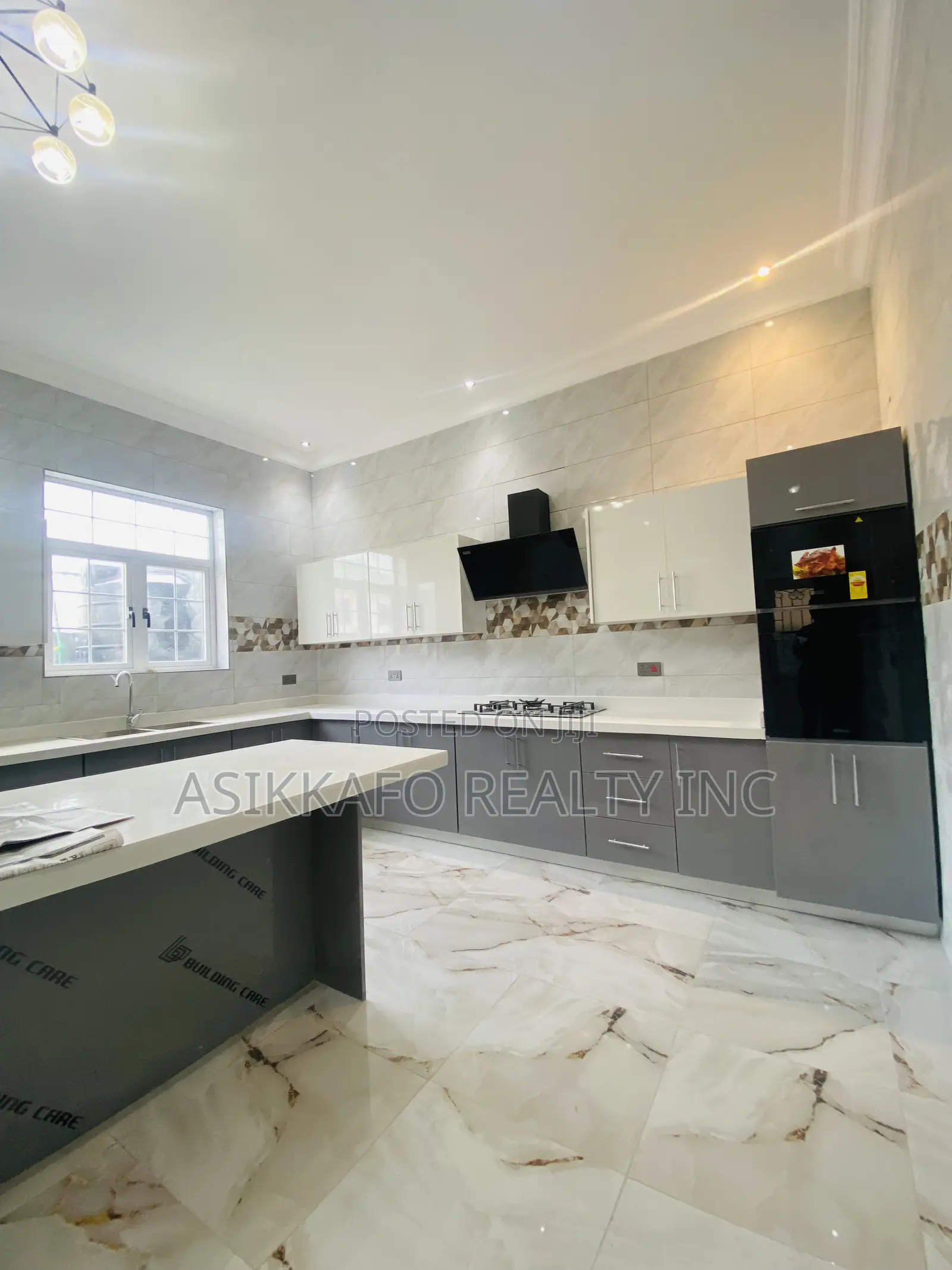 4bdrm Duplex in Manet Junction, Spintex for sale