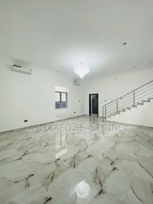 4bdrm Duplex in Manet Junction, Spintex for sale