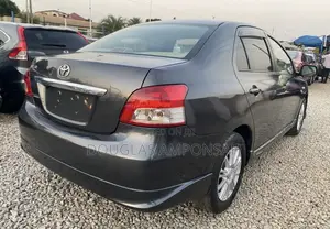 Toyota Camry 2009 Gray