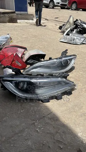 Chrysler 200 Headlight 2015,2016,2017,2018,2019,2020
