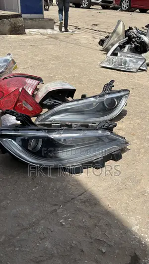 Chrysler 200 Headlight 2015,2016,2017,2018,2019,2020