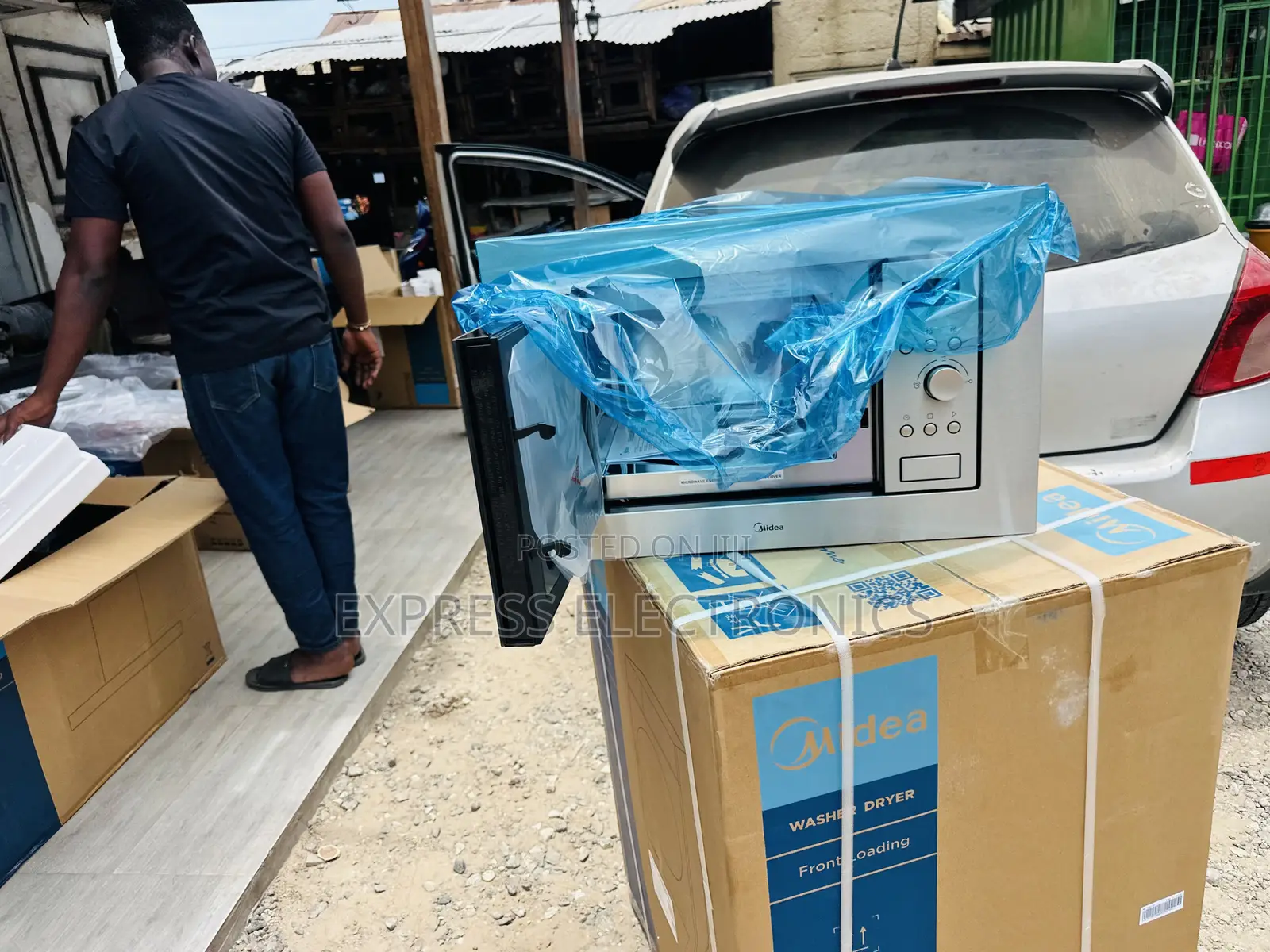 Best Buy for Less Midea Built in Am717bs7-B