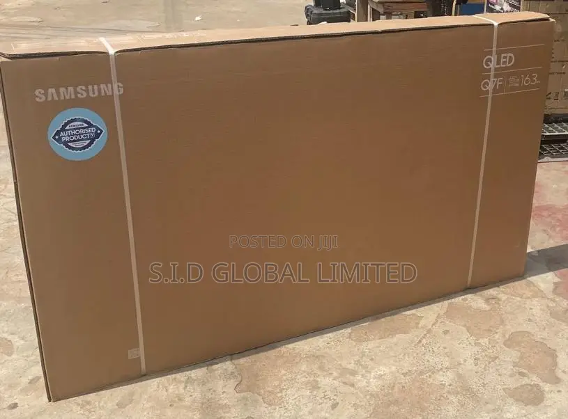 Dazzling HDR 10+ Picture Quality on a Samsung 65" Qled Smart Tv