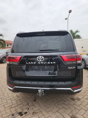 Toyota Land Cruiser 2022 Black