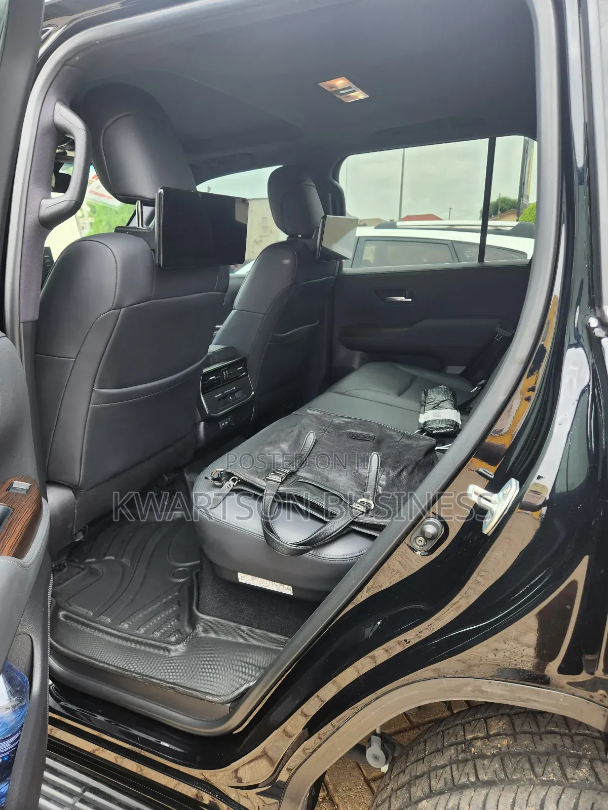 Toyota Land Cruiser 2022 Black