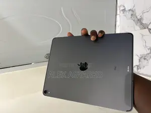 Apple iPad Pro 12.9 (2018) 256 GB Gray