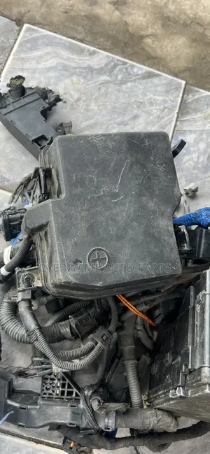 Tucson 2024 Engine Fuse Box