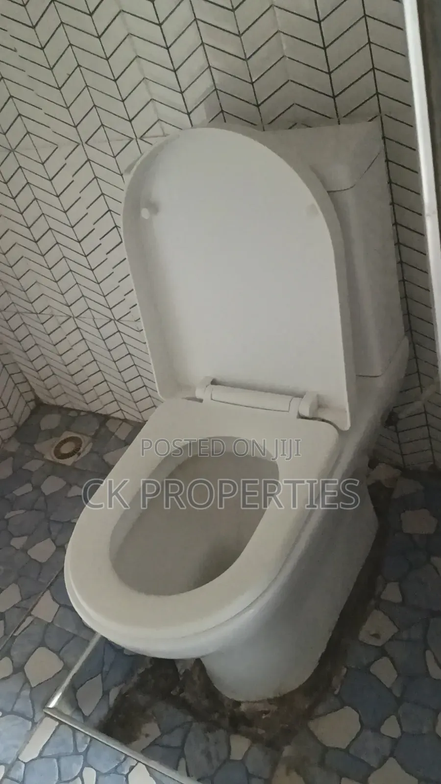 Mini Flat in Pillar 2 for rent