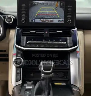 Toyota Land Cruiser 2024 White