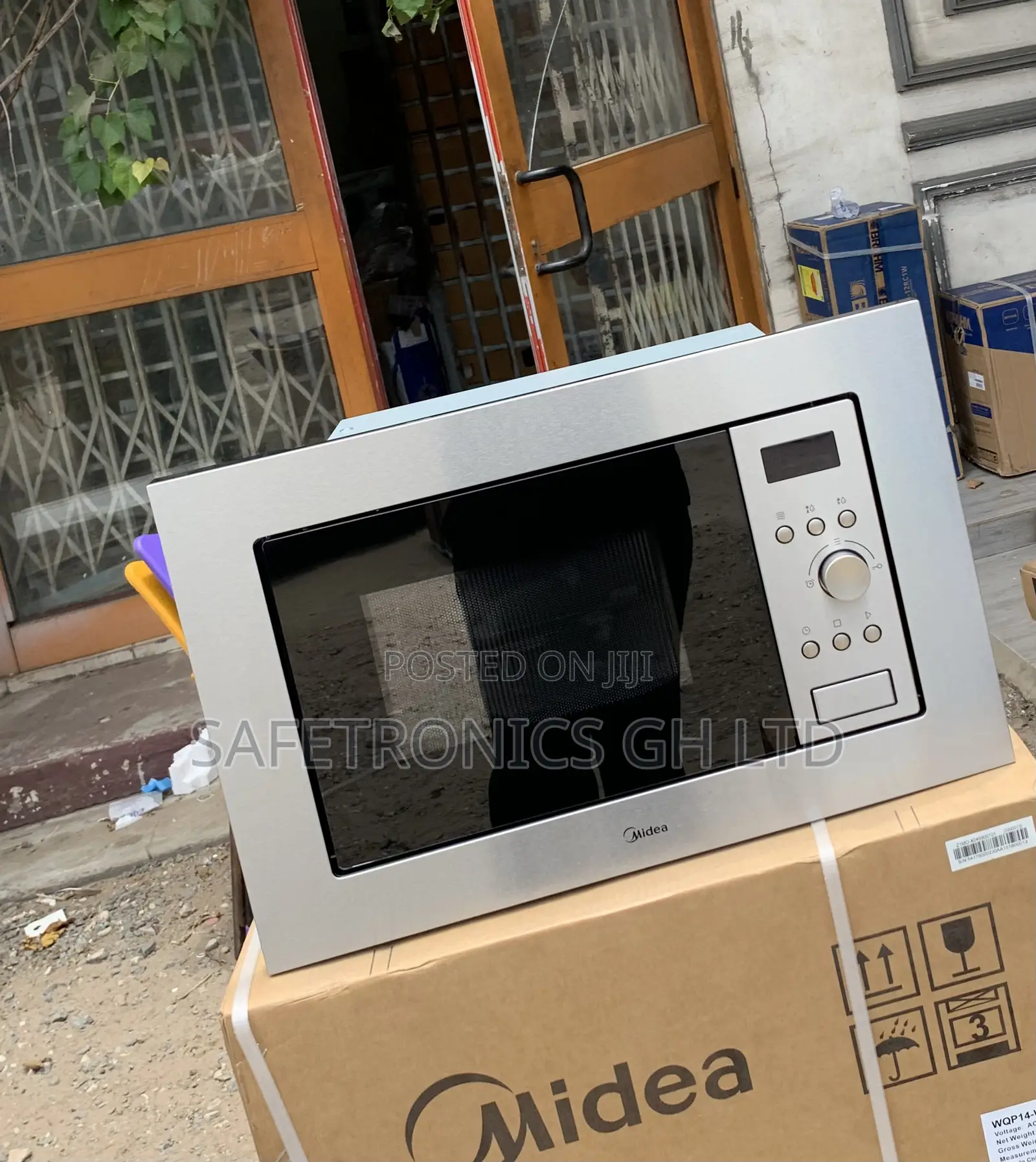 Kindly Check Out Midea 17ltrs Solo Microwave Sku: Am717bs7