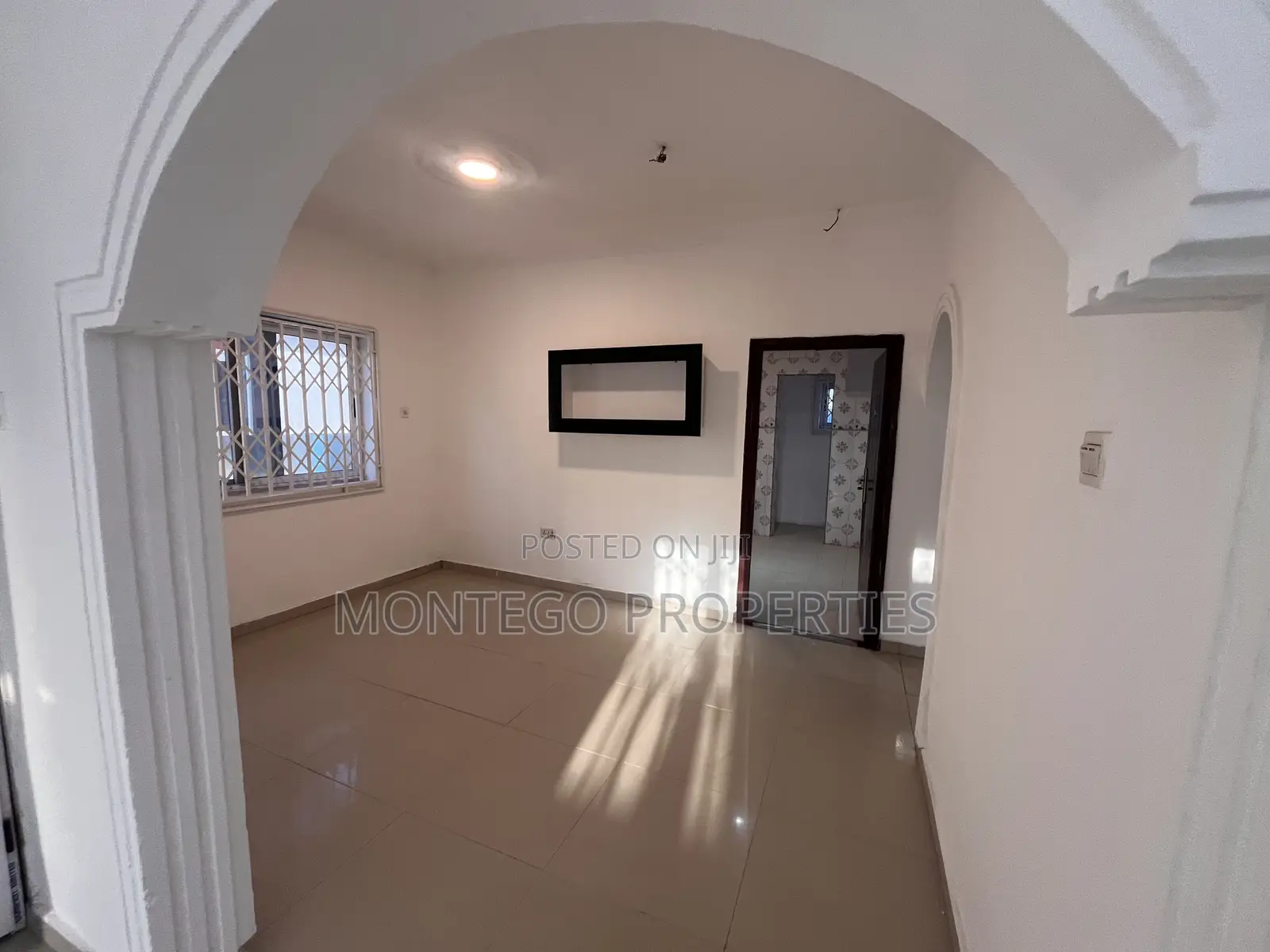 3bdrm House in School Junction, Adjiriganor for rent