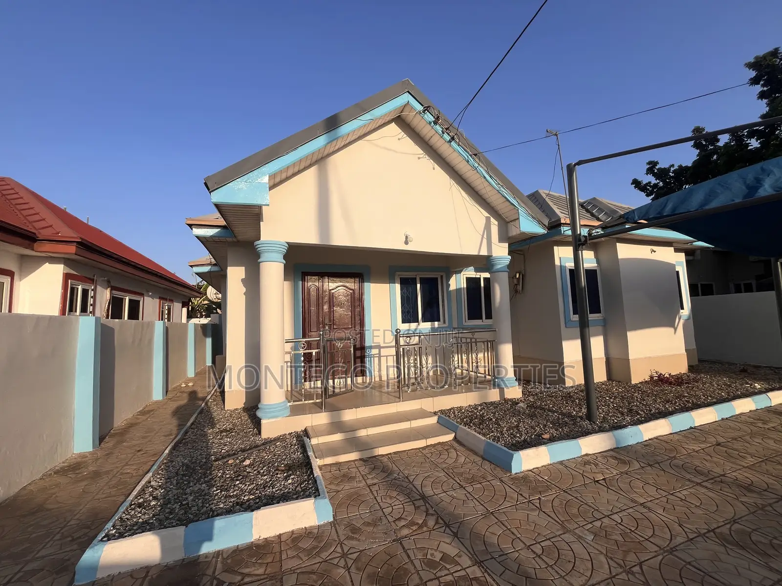 3bdrm House in School Junction, Adjiriganor for rent